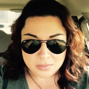 Meet your Posher, Cindy